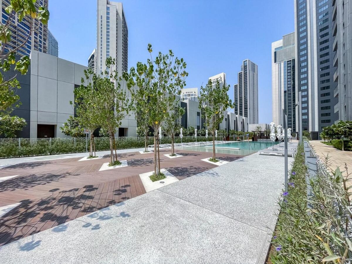 Apartment Stylish 2-bed Oasis With Pool In Peaceful Creek Harbour *